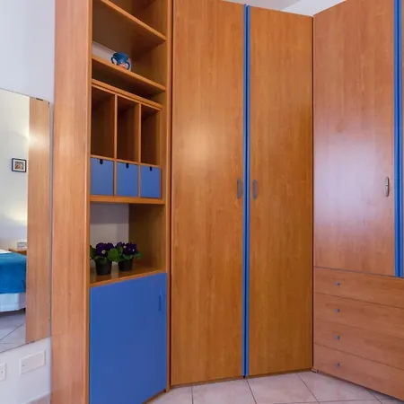 Quiet And Roomy With Balcony 公寓 费拉拉